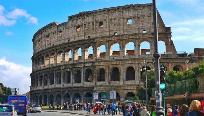 exploring Rome on the cheap