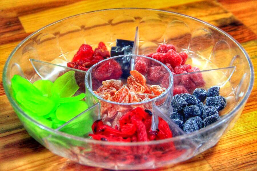 how to eat healthy on a road trip