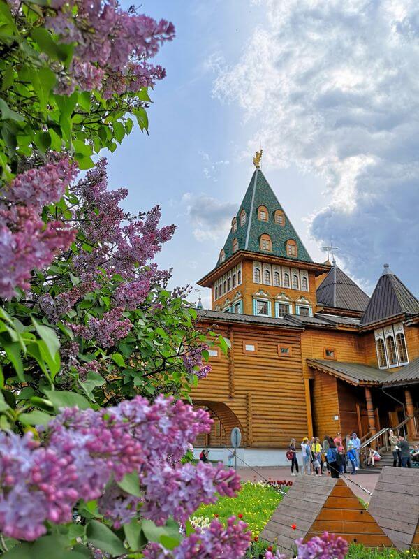 best time to visit moscow russia