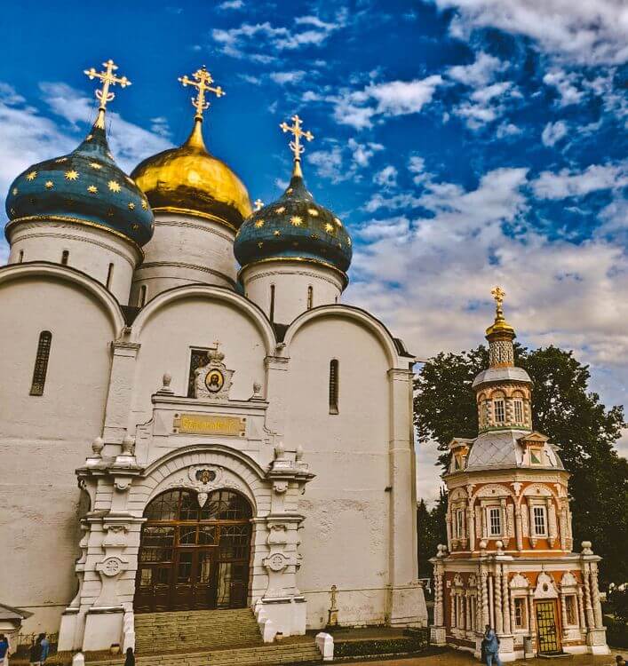 places to visit near moscow by train