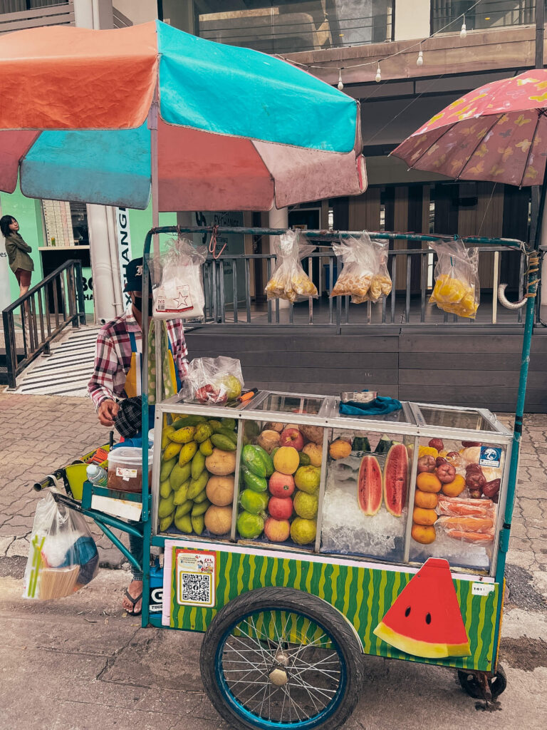 fruits good dishes to try in thailand