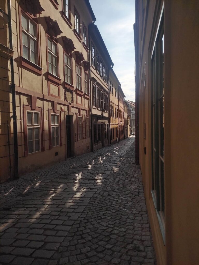 old town square prague things to do