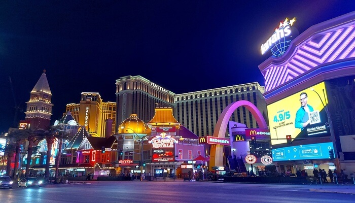 las vegas itinerary suggestions